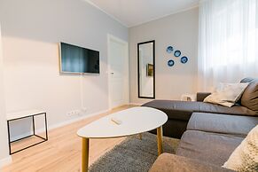 Baldur Apartments