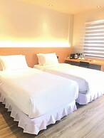 Mayfair Resort