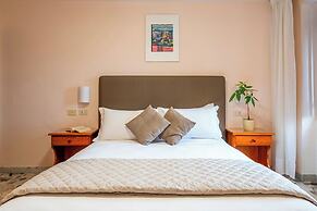 Hotel Iris