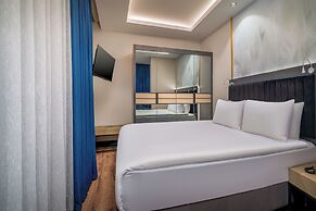 Best Western Premier Hidden Hills Hotel