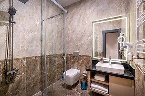 Best Western Premier Hidden Hills Hotel