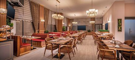 Best Western Premier Hidden Hills Hotel