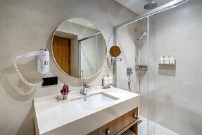 Best Western Premier Hidden Hills Hotel