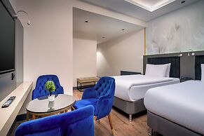 Best Western Premier Hidden Hills Hotel