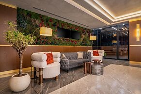 Best Western Premier Hidden Hills Hotel