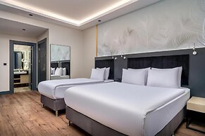 Best Western Premier Hidden Hills Hotel