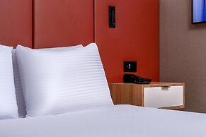 Best Western Premier Hidden Hills Hotel