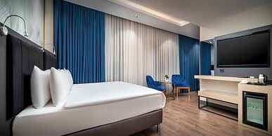 Best Western Premier Hidden Hills Hotel