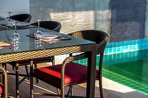 The Elegance Pool Villas