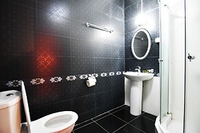 Hirmas Hotel