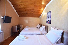 Hirmas Hotel