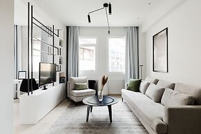 UPSTREET Luxury Apartments in Plaka
