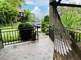 Awesome Place Hotel