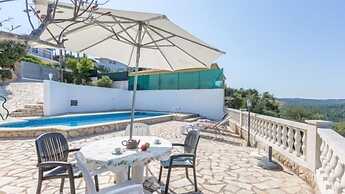 Villa Mari