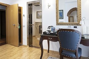 Xheko Imperial Hotel