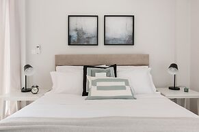 UPSTREET Superb & Comfy 2 BD Apt-Marousi