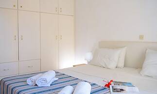 Hiona Apartments