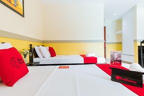 RedDoorz Premium @ Gabinete Road Palawan