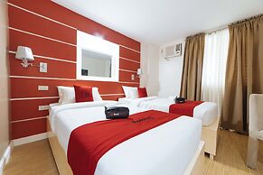Reddoorz Plus @ Hotel Metro