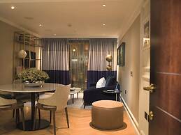 The Guardsman Hotel and Residences