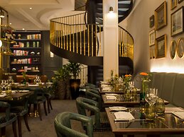 The Guardsman Hotel and Residences