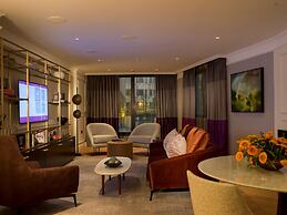 The Guardsman Hotel and Residences