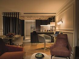 The Guardsman Hotel and Residences