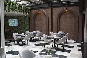 Emens Hotel