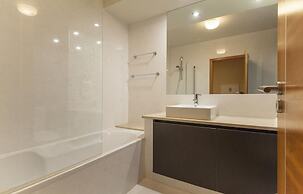 B27 - Luz Bay 2 Bedroom Apartment