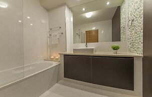B27 - Luz Bay 2 Bedroom Apartment