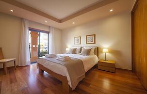 B27 - Luz Bay 2 Bedroom Apartment