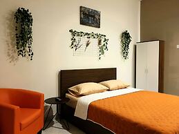 Comfy Room in Piliau Residence