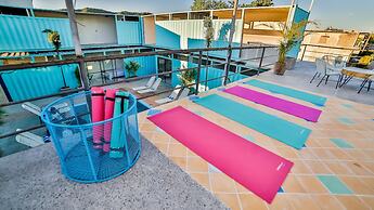 ONDA Surf Hotel