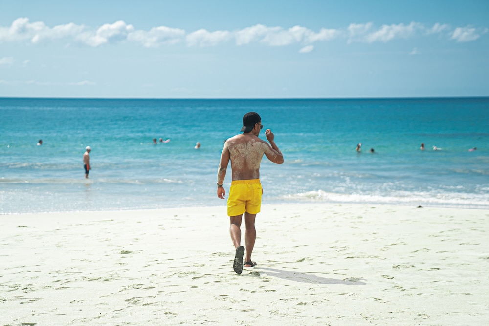 ONDA Surf Hotel