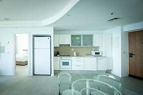 Luxurious Apt W Panoramic Sea View - 75m
