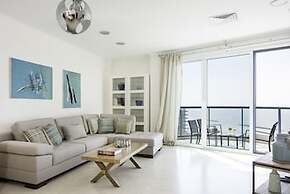 Luxurious 90sqm 2BR Beach Front