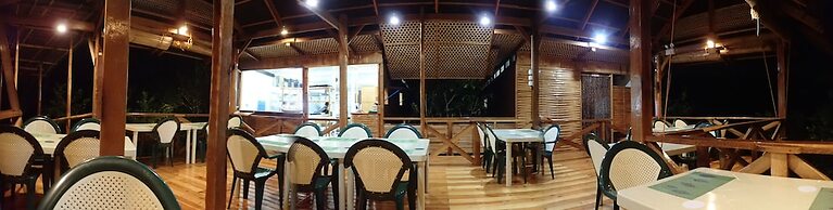 Eskapo Verde Lodge Moalboal