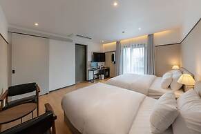 Browndot Hotel