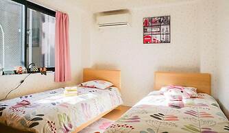 Breeze Shortstay Female Only