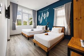 Canary Dalat Hotel