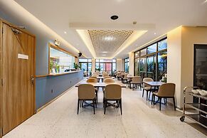 Canary Dalat Hotel