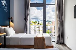 Canary Dalat Hotel