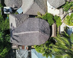 Yellow Card Apartment & Bungalow