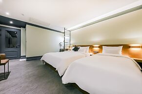 Cheongju Maryjane Hotel