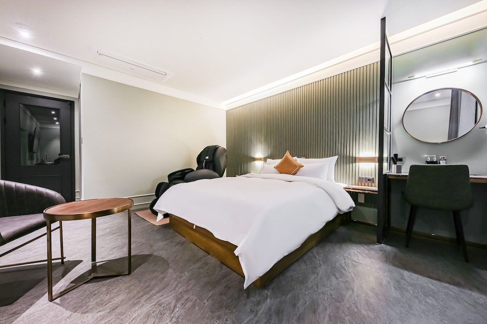 Cheongju Maryjane Hotel