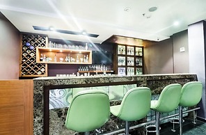 La Silver Leaf