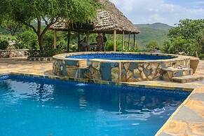 Morona Hill Lodge
