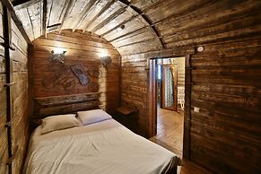 Voyage Hotel
