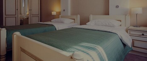 Voyage Hotel