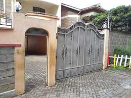 Elmado Apartments